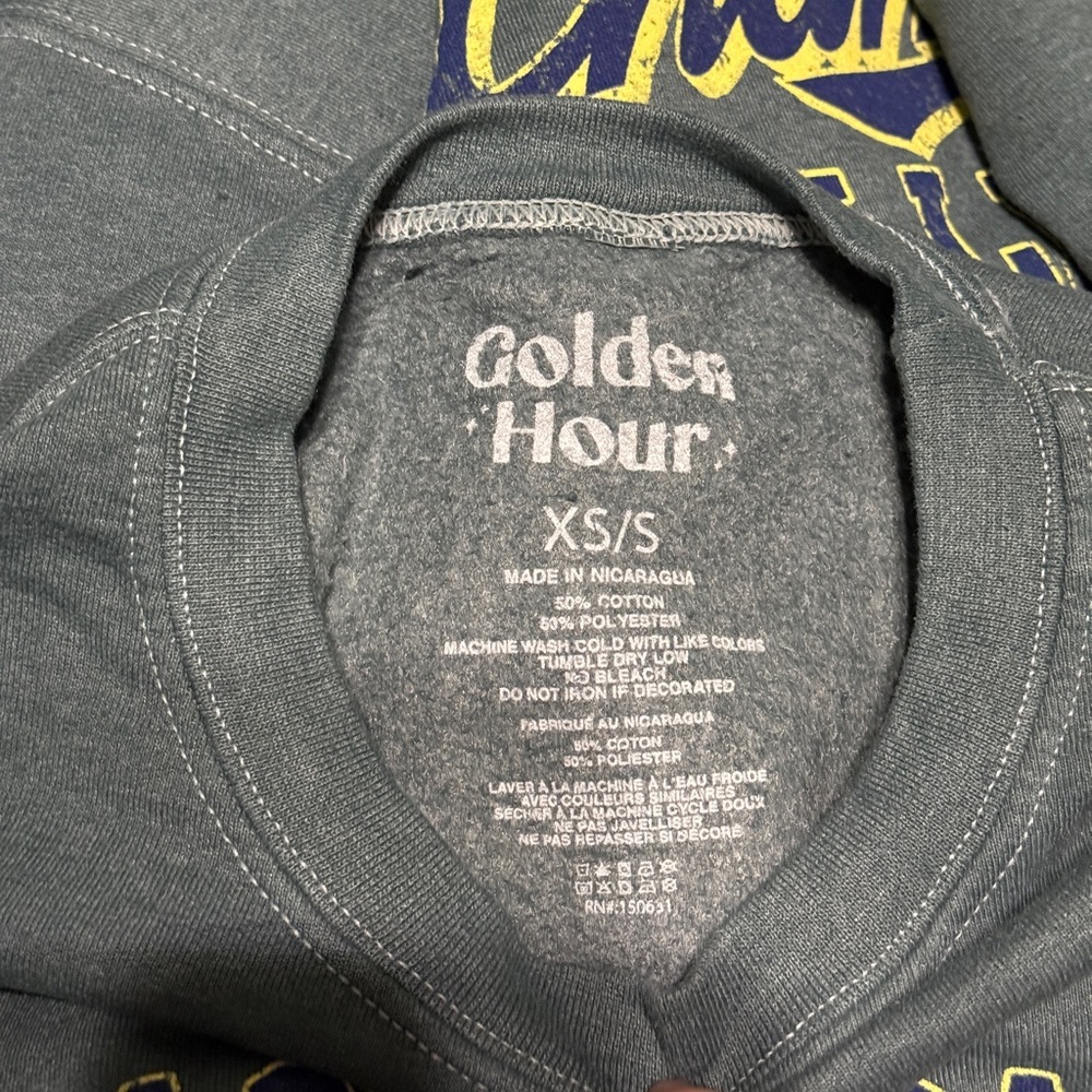 Urban Outfitters NWT Golden‎ Hour NYC Basketball Champs College Sweatshirt Teal - Picture 3 of 5